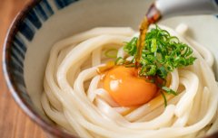日本青年人开始“取消吃饭”